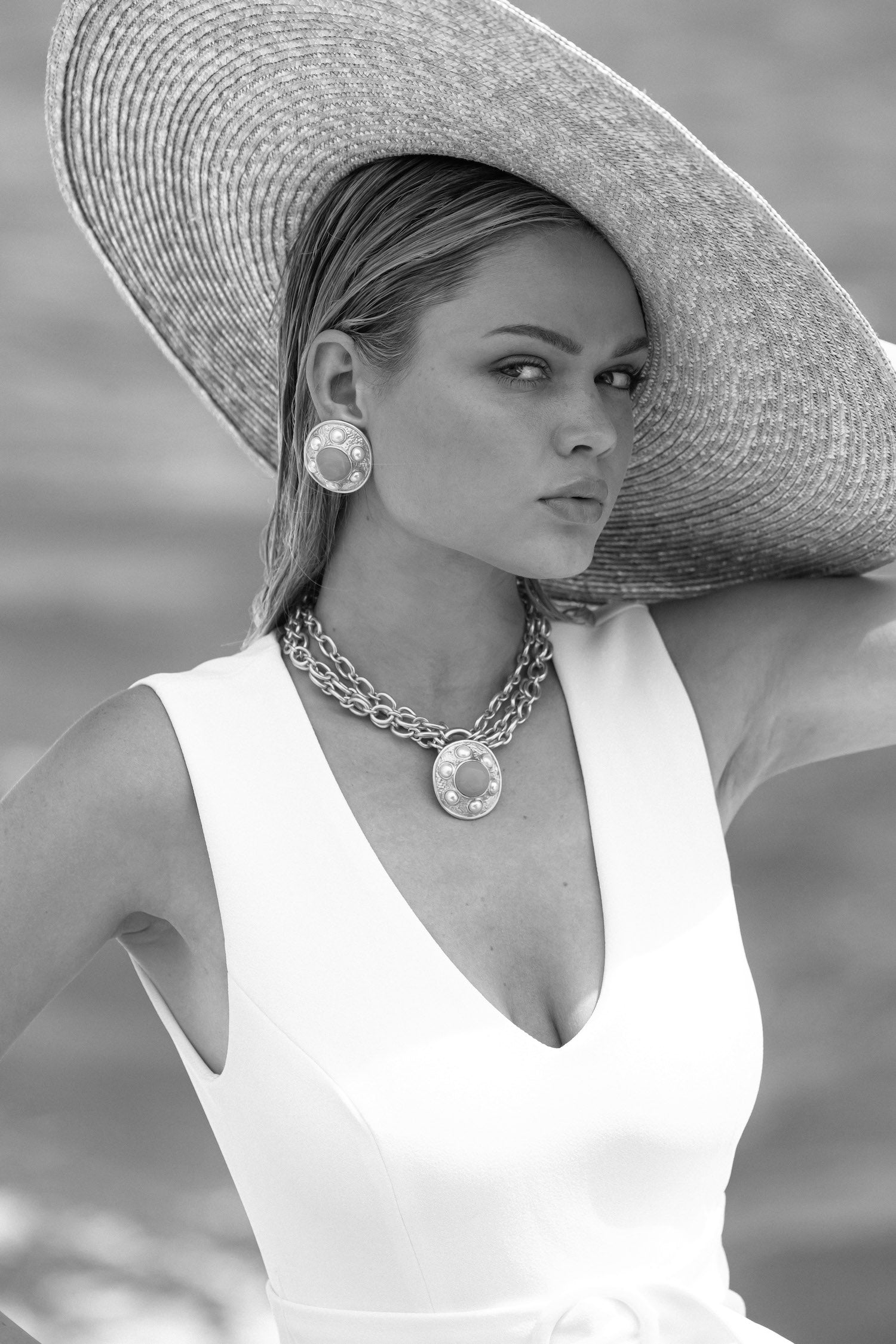 Valere Vivienne Necklace - Pink Coral and Pearl