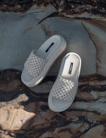 Knotted Platform Slide - Milk
