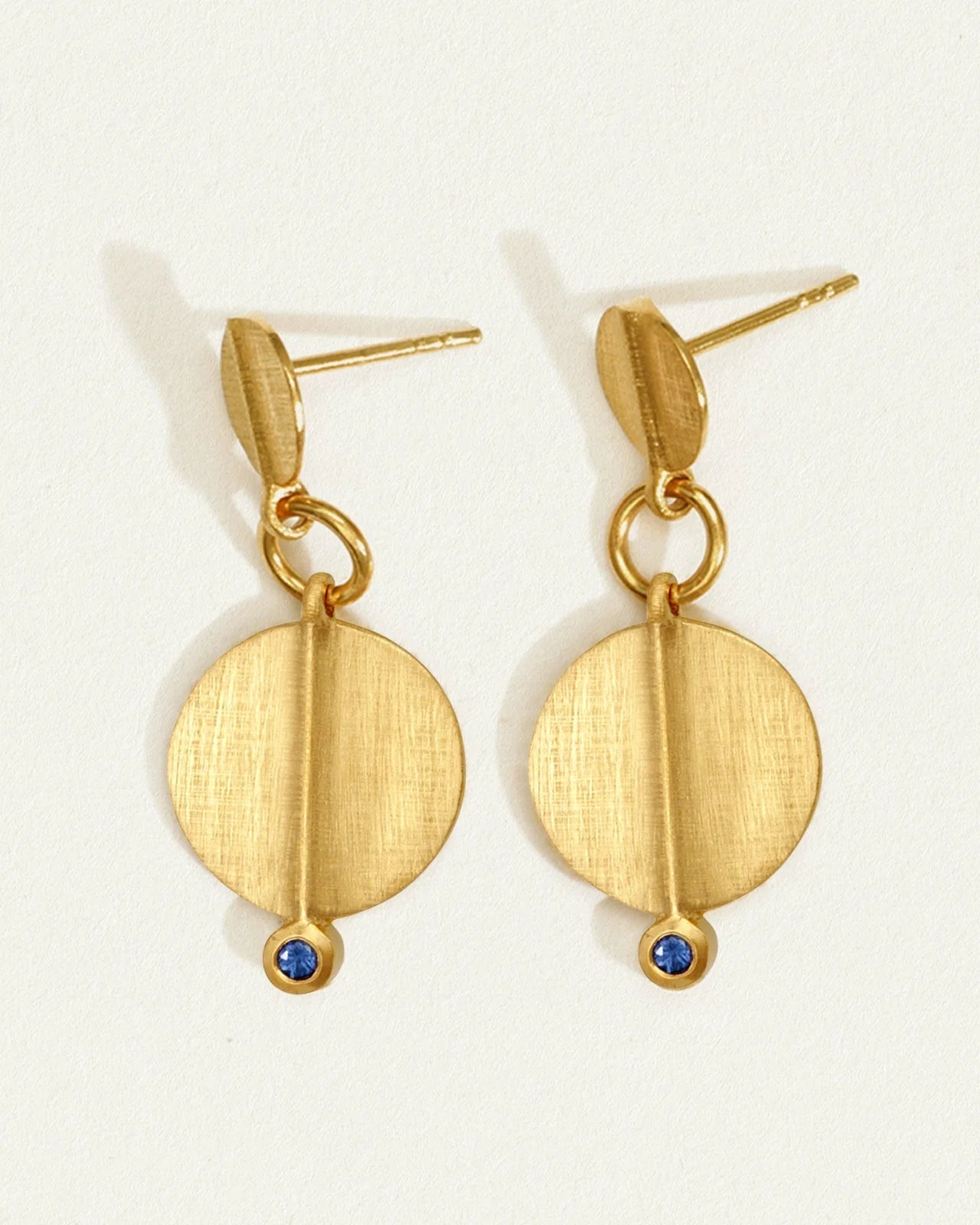 Cyra earrings Gold